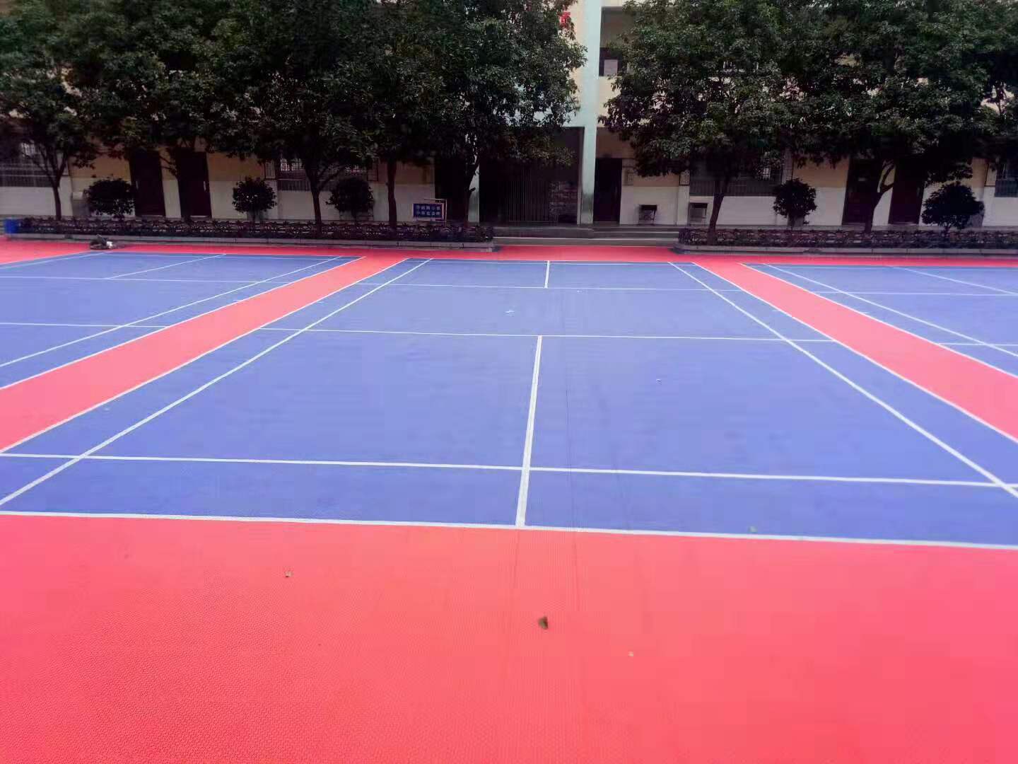 羽毛球場(chǎng)懸浮式拼裝運(yùn)動(dòng)地板 羽毛球場(chǎng)懸浮式拼裝運(yùn)動(dòng)地板